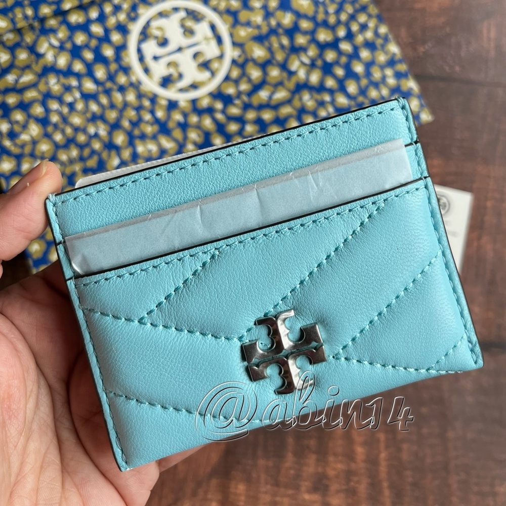 NWT Tory Burch Kira Leather Chevron Card Case
